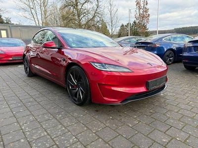 Gebraucht Tesla Model 3 Performance 461 kW (627 PS) 2024 Rot Limousine
