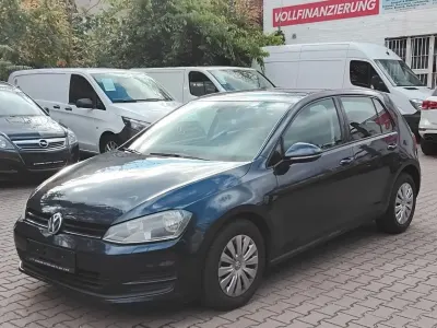 Gebraucht VW Golf VII Trendline 86 PS (63 kW) 2013 Blau Kleinwagen