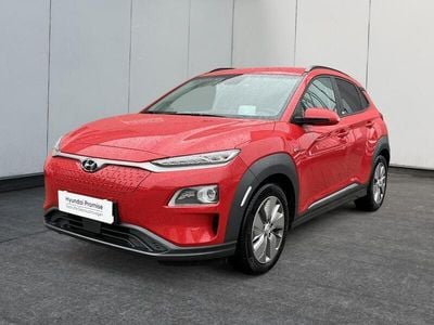 Gebraucht Hyundai Kona Style 150 kW (204 PS) 2021 Engine red SUV