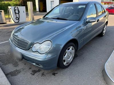 Mercedes C180