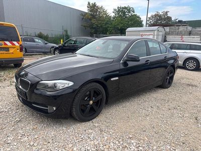 BMW 523