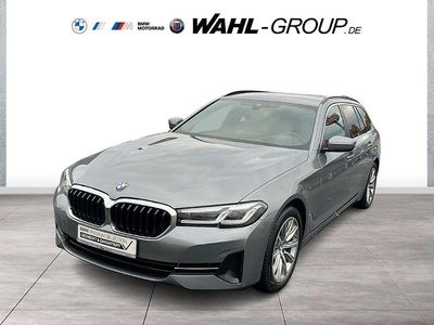 Grau Gebraucht 2023 BMW 520 Sport Line Kombi | 36.490 € (Fairer Preis)