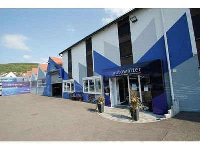 Weiß Gebraucht 2022 Mercedes GLC300 AMG line SUV | 35.900 € (Fairer Preis)