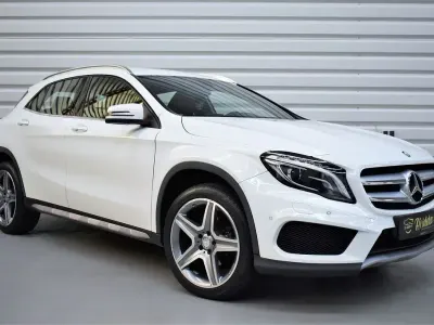 Second-hand Mercedes GLA200 AMG line 156 CP (114 kW) 2015 Alb SUV