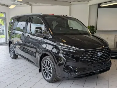 Gebraucht Ford Tourneo Custom 170 PS (125 kW) 2025 Schwarz Van
