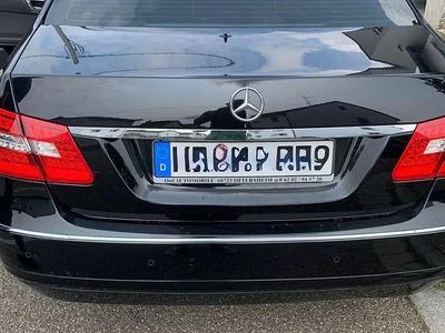 Gebraucht Mercedes E200 Avantgarde 136 PS (100 kW) 2010 Schwarz Limousine