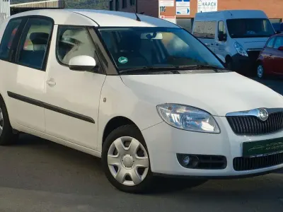 Gebraucht Skoda Roomster Style 105 PS (77 kW) 2009 Weiß Van / Kleinbus