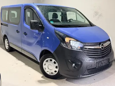Gebraucht Opel Vivaro 125 PS (91 kW) 2017 Blau Van / Kleinbus