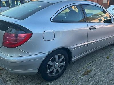 Mercedes C180