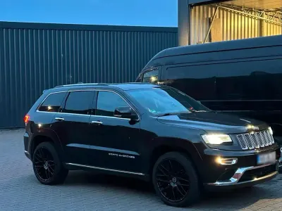 Begagnad Jeep Grand Cherokee 250 HK (183 kW) 2016 Svart SUV
