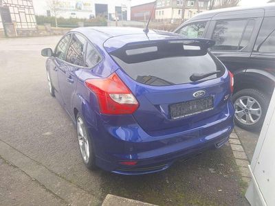 Gebraucht Ford Focus ST 250 PS (183 kW) 2013 Performanceblau metallic Limousine
