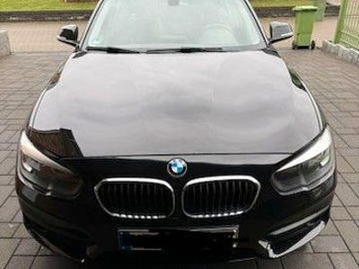 Schwarz Gebraucht 2015 BMW 118 Kleinwagen | 10.500 € (Fairer Preis)