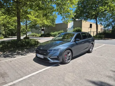 Gebraucht Skoda Octavia First Edition 245 PS (180 kW) 2021 Grau Limousine