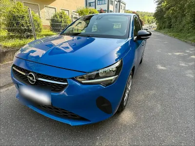 Używany Opel Corsa 101 KM (74 kW) 2022 Niebieski Hatchback