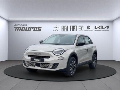 Neu Fiat 600 Business 110 PS (80 kW) 2026 Beige SUV