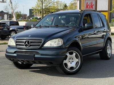 Second-hand Mercedes ML430 279 CP (205 kW) 1999 Gri SUV