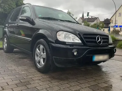 Gebraucht Mercedes ML270 AMG 163 PS (119 kW) 2003 Schwarz SUV