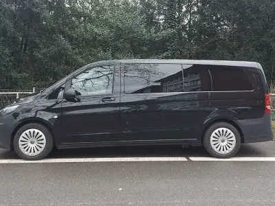 Gebraucht Mercedes Vito 163 PS (119 kW) 2022 Schwarz Van