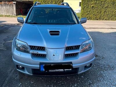 Usata Mitsubishi Outlander 201 CV (147 kW) 2005 Argento SUV