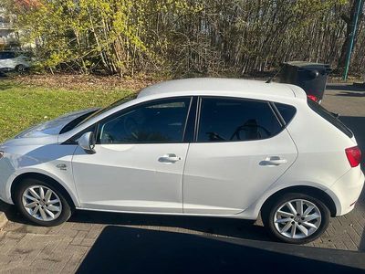 Gebraucht Seat Ibiza 105 PS (77 kW) 2013 Weiß Kleinwagen