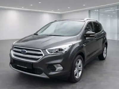 Gebraucht Ford Kuga Titanium 150 PS (110 kW) 2017 Grau (metallic) SUV