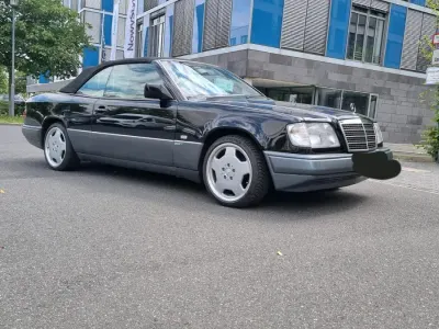 Gebraucht Mercedes E320 Sportline 220 PS (161 kW) 1993 Schwarz Cabrio