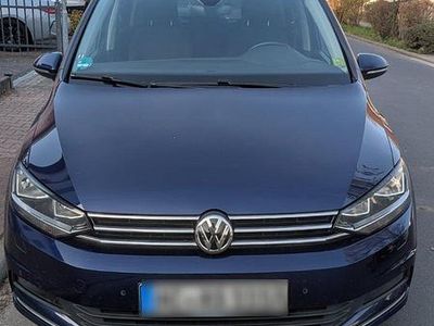 Gebraucht VW Touran Sound 110 PS (80 kW) 2018 Blau Van / Kleinbus