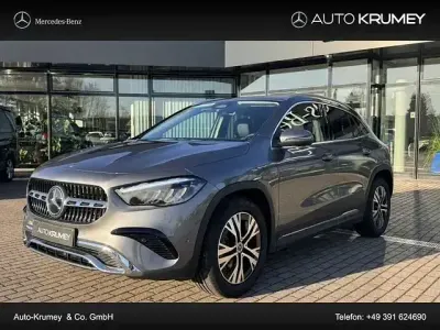 Gebraucht Mercedes GLA180 Progressive 136 PS (100 kW) 2024 Grau SUV