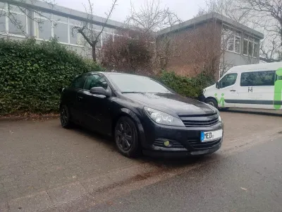 Gebraucht Opel Astra GTC 105 PS (77 kW) 2005 Schwarz