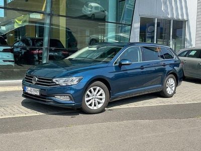 Aquamarinblau Gebraucht 2019 VW Passat Business Kombi | 17.499 € (Guter Preis)