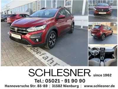 Gebraucht Dacia Sandero Comfort 91 PS (66 kW) 2022 Kalaharirot SUV