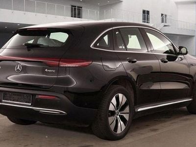 Second-hand Mercedes EQC400 300 kW (408 CP) 2021 Negru SUV