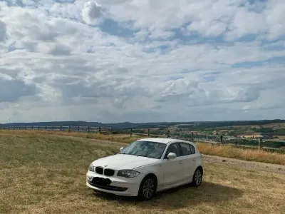 Gebraucht BMW 116 85 PS (62 kW) 2010 Weiß Kleinwagen