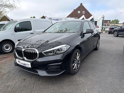 Second-hand BMW 120 Shadowline 190 CP (139 kW) 2023 Negru Hatchback