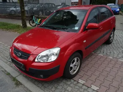 Gebraucht Kia Rio EX 97 PS (71 kW) 2008 Rot Limousine
