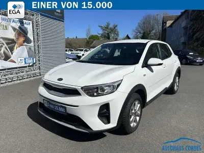 Gebraucht Kia Stonic Edition 7 84 PS (61 kW) 2021 Weiß SUV