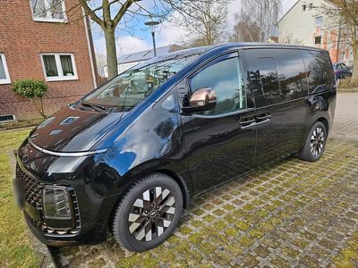 Usata Hyundai Staria 177 CV (130 kW) 2023 Nero Monovolume