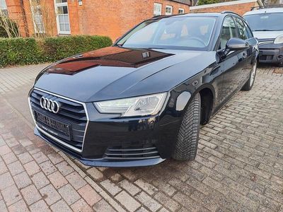 Gebraucht Audi A4 Comfort 190 PS (139 kW) 2018 Schwarz Kombi