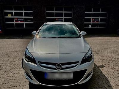 Gebraucht Opel Astra 110 PS (80 kW) 2014 Silber Kombi
