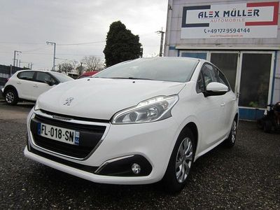Weiß Gebraucht 2019 Peugeot 208 Active Kleinwagen | 6.900 € (Guter Preis)