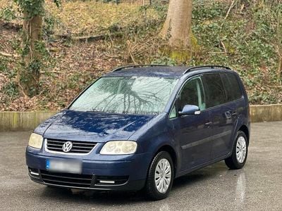 Braun Gebraucht 2005 VW Touran Van / Kleinbus | 1.750 € (Guter Preis)