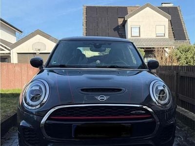 Grau Gebraucht 2021 Mini John Cooper Works Kleinwagen | 26.450 € (Guter Preis)