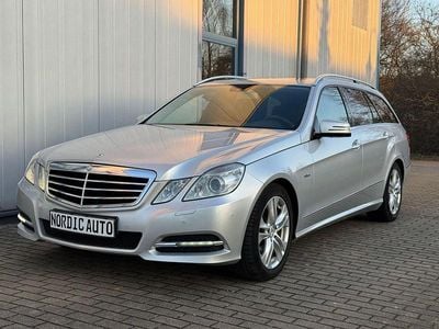 Gebraucht Mercedes E350 265 PS (194 kW) 2012 Iridiumsilber Kombi