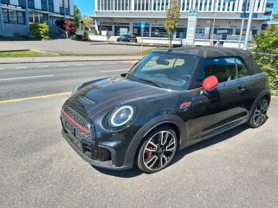 Używany Mini John Cooper Works 231 KM (169 kW) 2023 Czarny Hatchback