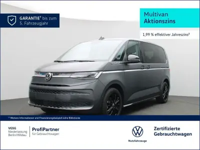 Gebraucht VW Multivan Style 150 PS (110 kW) 2025 Grau Van / Kleinbus