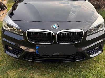 Gebraucht BMW 220 Sport Line 192 PS (141 kW) 2016 Kombi