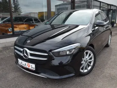 Gebraucht Mercedes B200 150 PS (110 kW) 2019 Schwarz Kleinwagen