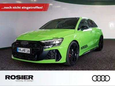 Gebraucht Audi RS3 Sport 400 PS (294 kW) 2026 Kyalamigruen Limousine