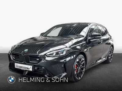 Gebraucht BMW M135 Performance 300 PS (220 kW) 2025 Schwarz Kleinwagen