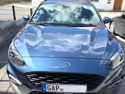 Gebraucht Ford Focus Active 150 PS (110 kW) 2020 Blau Kombi